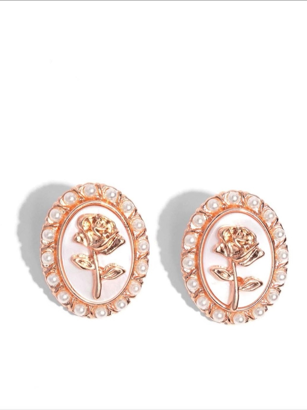paparazzi Rose Motif Pearl Halo Studs - Rose Gold & White
